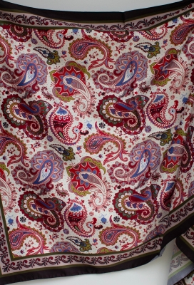 Siyah-Bordo Vera Etnik Desen Saten Şal